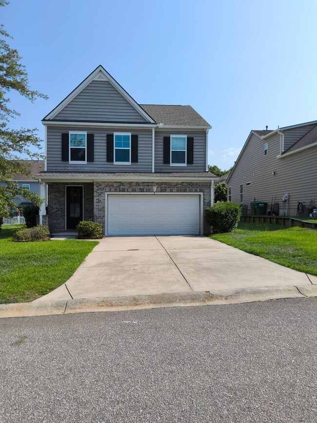property at 4 Bradford Ct