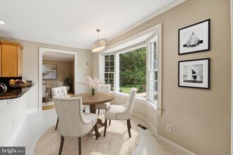 10605 River Oaks Ln in Potomac, MD - Building Photo - Building Photo