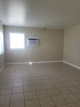 1233-1235 Pershing Rd in Moses Lake, WA - Building Photo - Building Photo