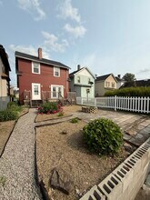 215 N Mercer Ave in New Brighton, PA - Building Photo - Building Photo