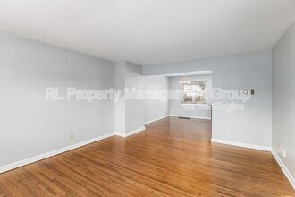 1815 Kings Ct in Columbus, OH - Building Photo - Building Photo