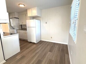 4490 Lookout Rd in Virginia Beach, VA - Building Photo - Building Photo