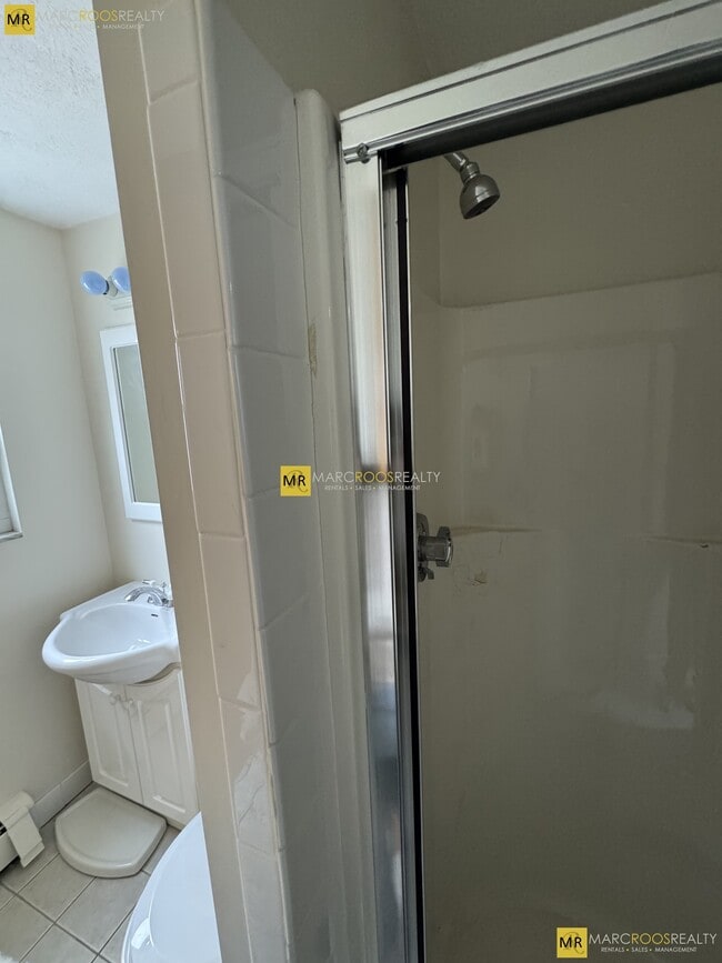 91 Irving St, Unit 1, Unit 1