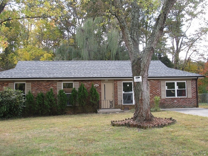 1036 Roswell Rd in Knoxville, TN - Foto de edificio