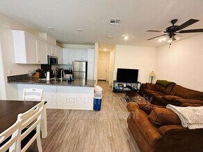 24120 Dolcetto Ave in Murrieta, CA - Building Photo - Building Photo