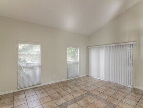 1015 Covington St in Oviedo, FL - Building Photo - Building Photo