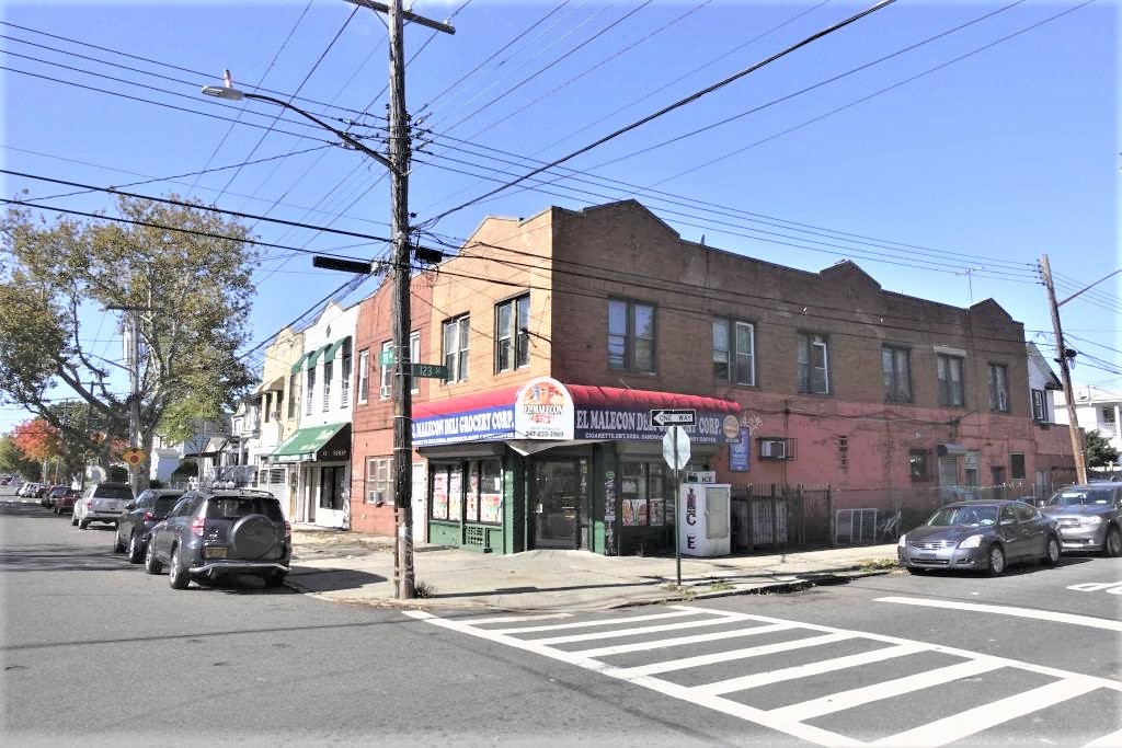 12221 111th Ave in South Ozone Park, NY - Building Photo