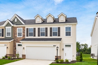 313 Lenell Lp in Delaware, OH - Foto de edificio - Building Photo