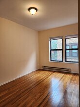 1714 W Jonquil Ter, Unit 14-1E in Chicago, IL - Foto de edificio - Building Photo