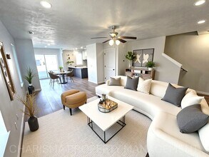 9622 W Tunis Dr in Sioux Falls, SD - Building Photo - Building Photo