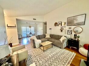 1108 Quail Valley Ln in Arlington, TX - Building Photo - Building Photo