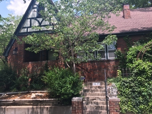 property at 3622 E 1st St N