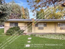 806 N Boundary St in Nampa, ID - Building Photo