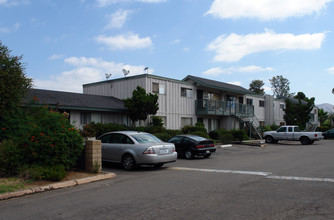 Kings Mark in El Cajon, CA - Building Photo - Building Photo