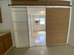 218 Ka?iulani Ave-Unit -22 in Honolulu, HI - Building Photo - Building Photo