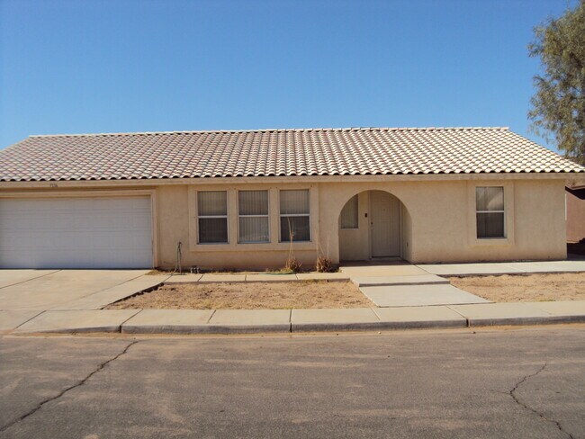 property at 7116 E 26th Pl