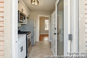 property at 207 Woodby Ct