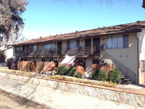 1502 Pine St in Paso Robles, CA - Building Photo - Building Photo