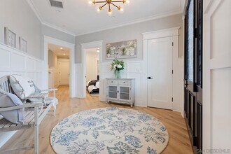 1048 Isabella Ave in Coronado, CA - Building Photo - Building Photo