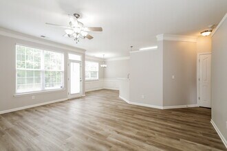 16320 Greybriar Forest Ln in Charlotte, NC - Building Photo - Building Photo