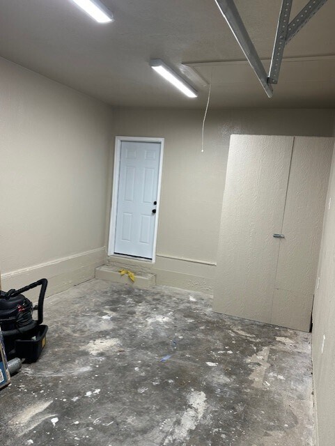 725 N 14th St in Enid, OK - Building Photo