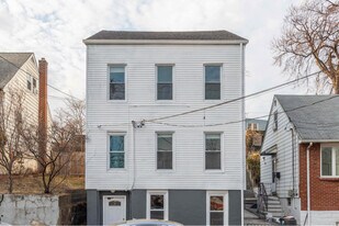 93 Front St in Paterson, NJ - Building Photo