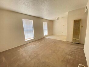 1905 Karen Sue Pl in El Paso, TX - Building Photo - Building Photo