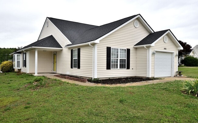 496 Carnation Ct in Rocky Mount, NC - Building Photo - Building Photo