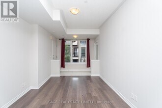 140 Long Branch Ave in Toronto, ON - Building Photo - Building Photo