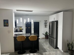 5620 SW 38th St in Davie, FL - Building Photo - Building Photo