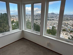 420 Pointe Pacific Dr in Daly City, CA - Building Photo - Building Photo