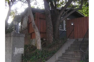 1250 Huntington Dr in South Pasadena, CA - Building Photo - Other