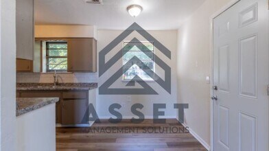 1617 Cynthia Dr in Midwest City, OK - Building Photo - Building Photo