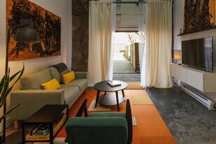 1429 Elm St in Cincinnati, OH - Building Photo