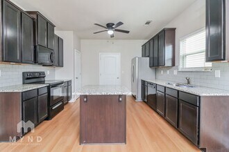 400 Hyder Ct in Mcdonough, GA - Foto de edificio - Building Photo