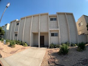 1720 Ventura Blvd in Camarillo, CA - Building Photo - Building Photo