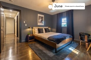 Room in Shared 6 bed/4 bath home in Boston, MA - Building Photo