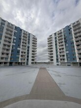 925 N Halifax Ave in Daytona Beach, FL - Building Photo - Building Photo