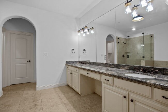 property at 5801 Hillcrest Ave