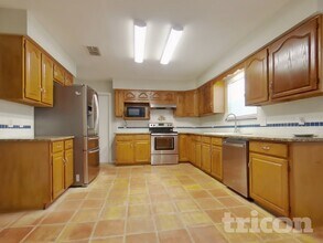 872 Fairview Ave in Altamonte Springs, FL - Building Photo - Building Photo