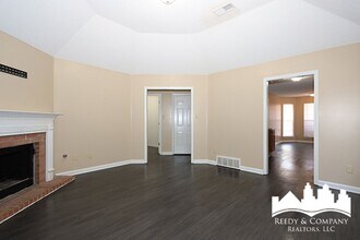 1092 Cross Wood Ln in Cordova, TN - Building Photo - Building Photo