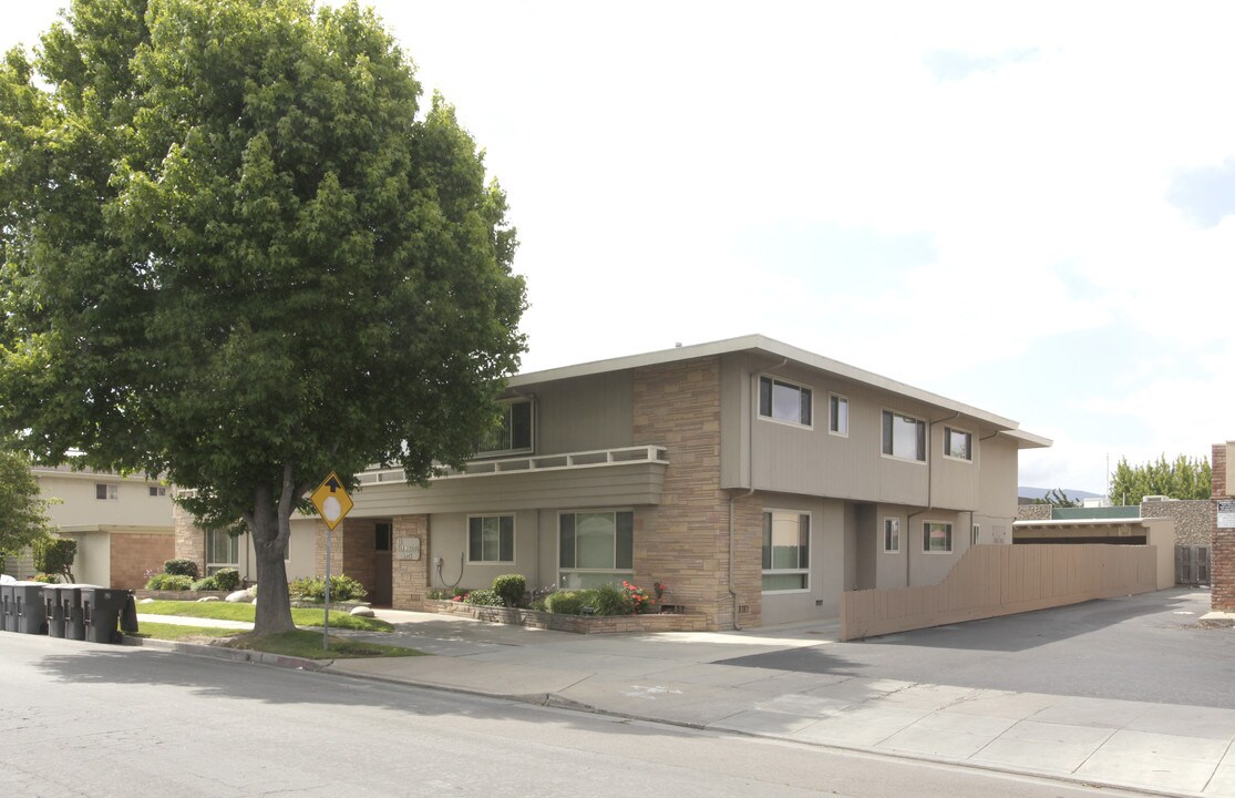 64 San Miguel Avenue - Salinas in Salinas, CA - Foto de edificio