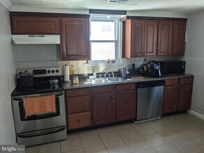 5949 Baltimore St in Baltimore, MD - Building Photo - Building Photo