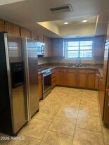 7759 N 19th Dr in Phoenix, AZ - Building Photo