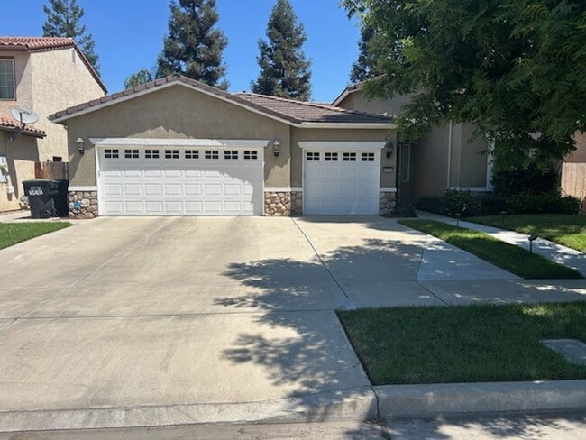 property at 4204 W Elowin Ct
