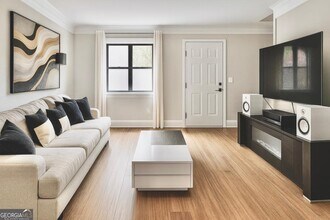 1101 Magical Way in Sugar Hill, GA - Building Photo - Building Photo