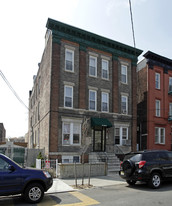 429 52nd St in West New York, NJ - Building Photo