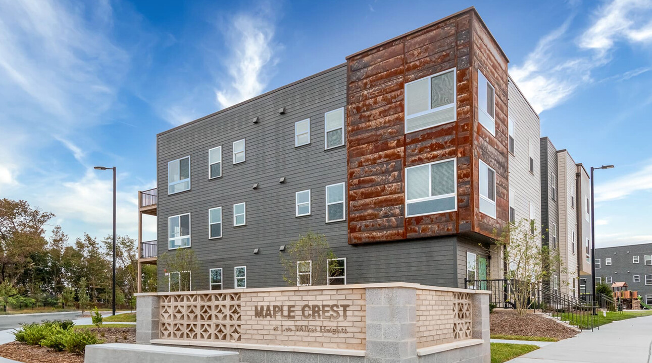 Maple Crest Apartments in Asheville, NC - Foto de edificio