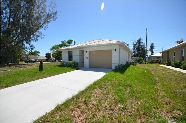 2188 Barker Blvd in Ft. Myers, FL - Foto de edificio - Building Photo