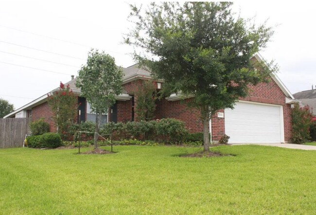 19018 Piney Way Dr in Tomball, TX - Building Photo - Building Photo